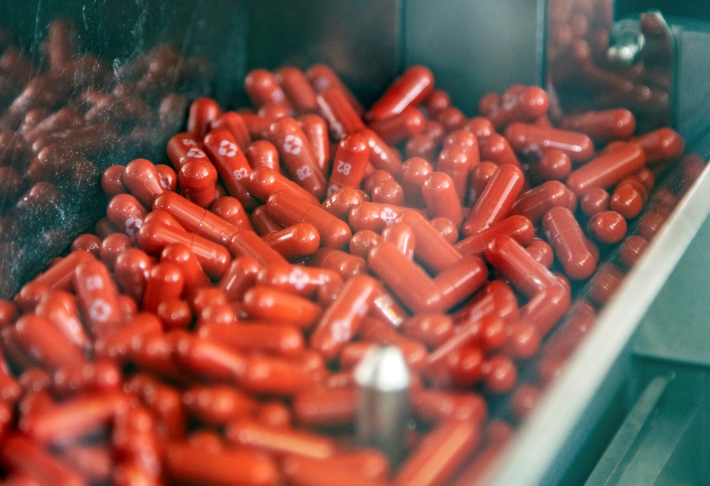 Δανία: Εγκρίθηκε το αντιιικό χάπι της Merck κατά του κορωνοϊού