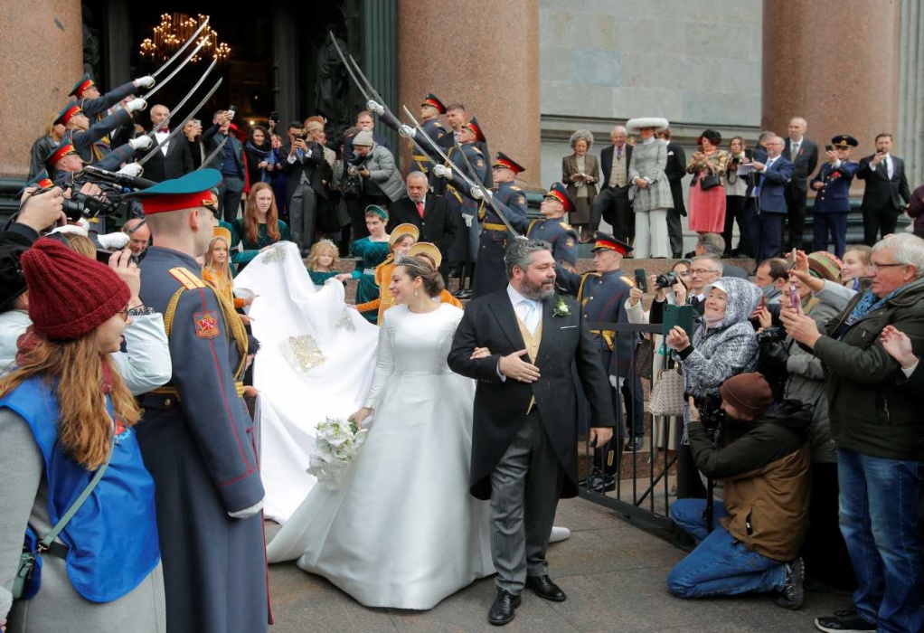 Ρωσία: Υπερπολυτελής βασιλικός γάμος για απόγονο των Ρομανόφ – Ο πρώτος από το 1917