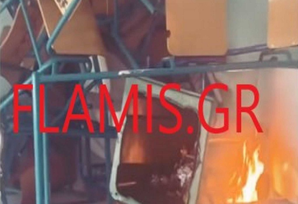 ΕΠΑΛ Πάτρας: Έβαλαν φωτιά σε καρέκλες και θρανία (ΦΩΤΟ)