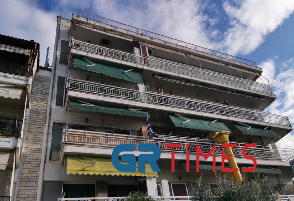 Θεσσαλονίκη: Εκτός κινδύνου η 4χρονη που έπεσε από μπαλκόνι (VIDEO)