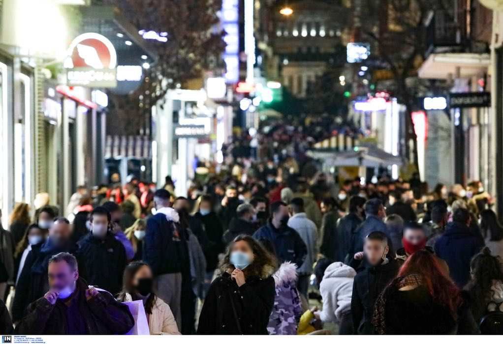 Νέα μέτρα: Υποχρεωτική μάσκα παντού, διπλή σε σούπερ μάρκετ και ΜΜΜ – Αναβάλλονται οι εκδηλώσεις