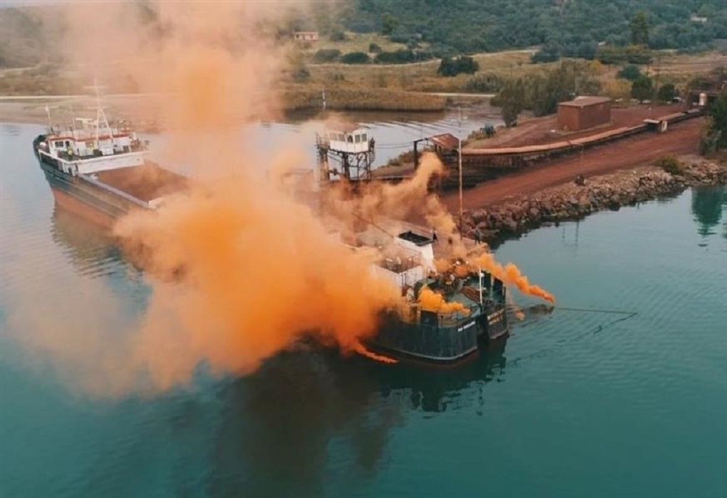 Άσκηση αντιμετώπισης πυρκαγιάς σε πλοίο στη Χαλκίδα