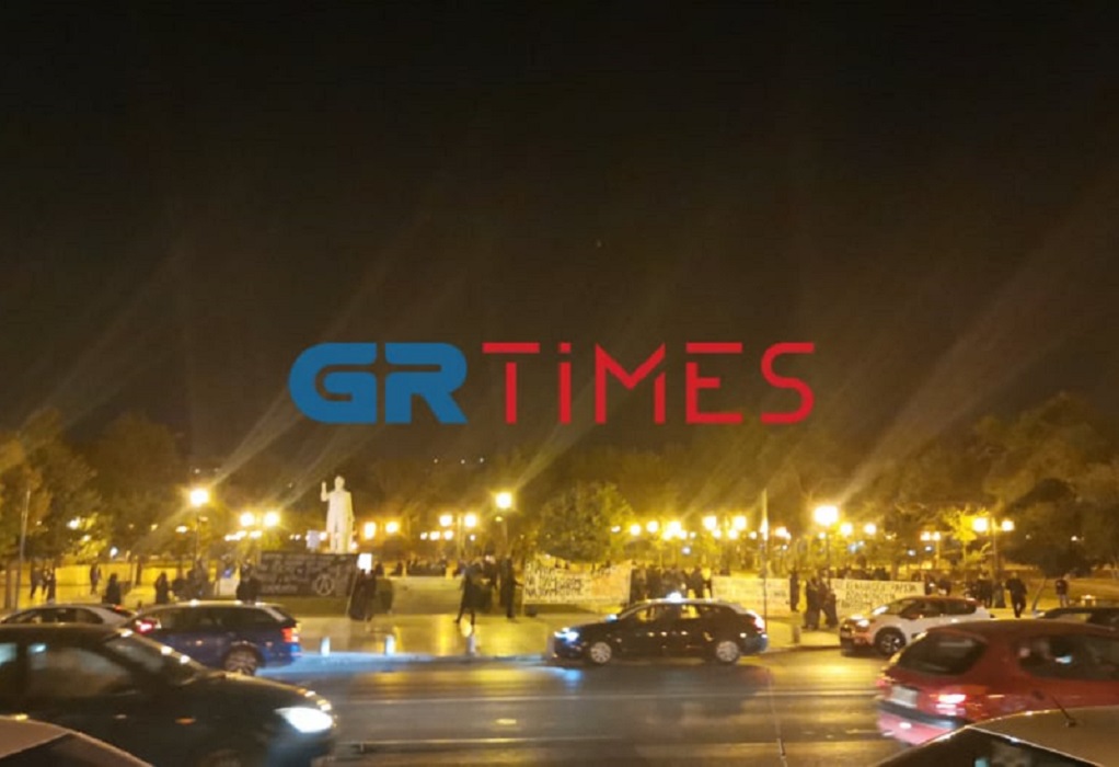 Θεσσαλονίκη: Συγκέντρωση αντιεξουσιαστών “ενάντια στις δολοφονίες” (VIDEO)