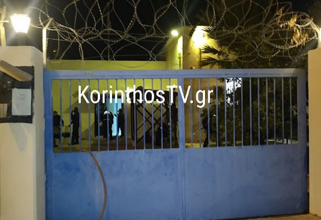 Εξέγερση στις φυλακές Κορίνθου: Κρατούμενοι έκαψαν στρώματα (VIDEO)
