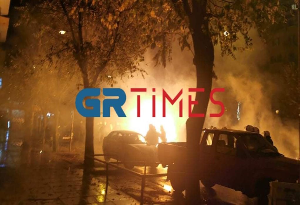 Θεσσαλονίκη: Μολότοφ, χημικά και σύλληψη μετά τη συναυλία του ΛΕΞ