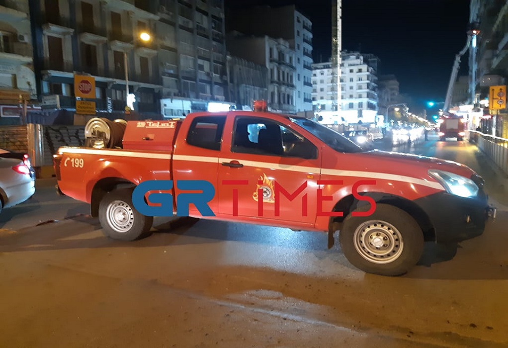 Θεσσαλονίκη: Φωτιά σε μετασχηματιστή της ΔΕΗ στην Ευκαρπία
