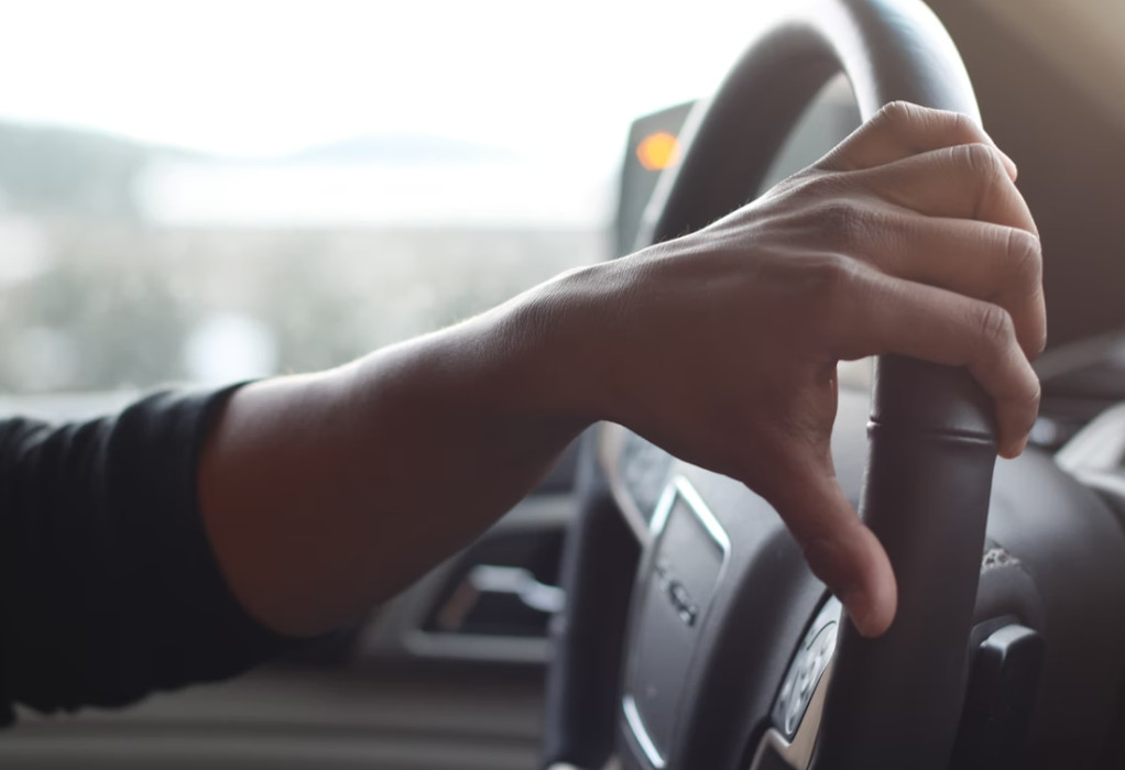 Αυτοκίνητο: Τα λάθη των οδηγών με τη χρήση του συμπλέκτη κατά τη διάρκεια της οδήγησης