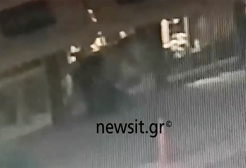 Βίντεο ντοκουμέντο από το έγκλημα στη Γλυφάδα (VIDEO)