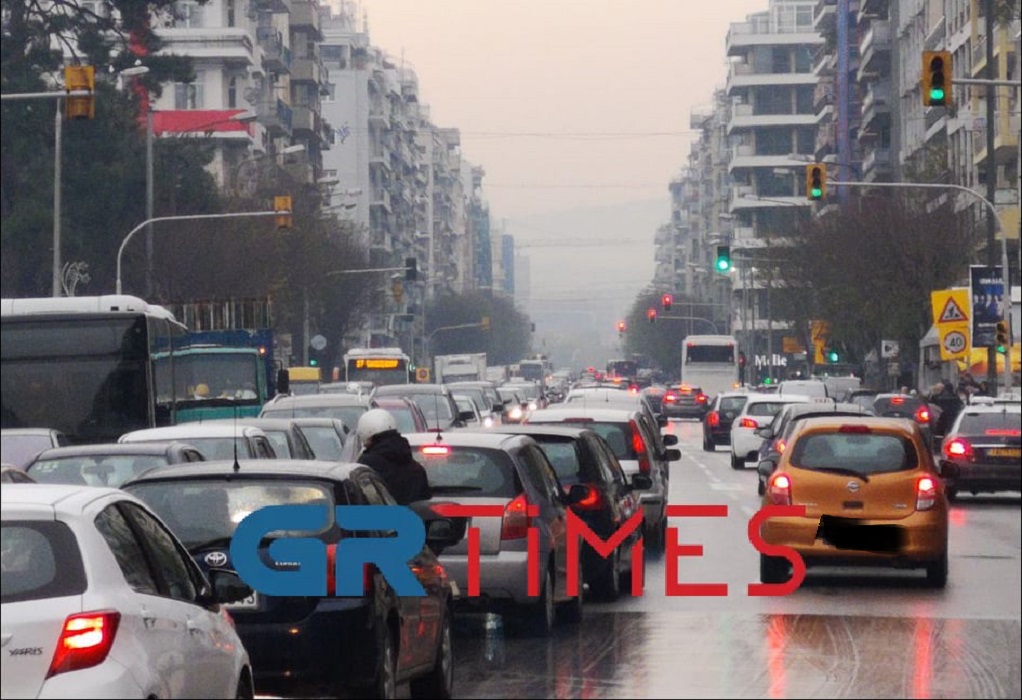 Θεσσαλονίκη: Νέο κυκλοφοριακό «έμφραγμα» στο κέντρο (ΦΩΤΟ-VIDEO)