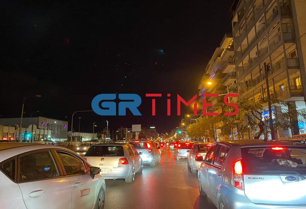 Θεσσαλονίκη: Ολόκληρη η πόλη ένα κυκλοφοριακό κομφούζιο (ΦΩΤΟ-ΓΡΑΦΗΜΑΤΑ)
