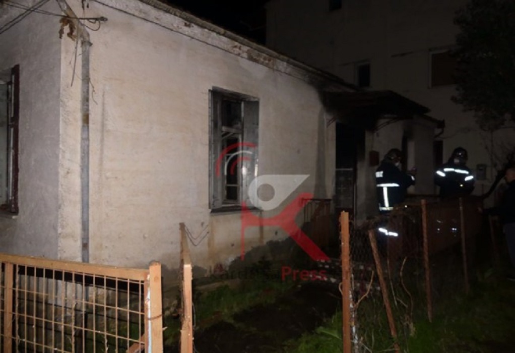 Τραγωδία στην Καρδίτσα: Ανασύρθηκε 74χρονος απανθρακωμένος μέσα από το σπίτι του (VIDEO) 