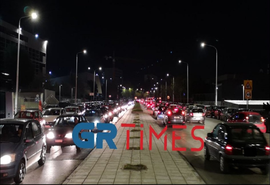 Θεσσαλονίκη: «Στα κάγκελα» οι οδηγοί – Φράκαραν Περιφερειακή και κέντρο (ΦΩΤΟ-VIDEO)