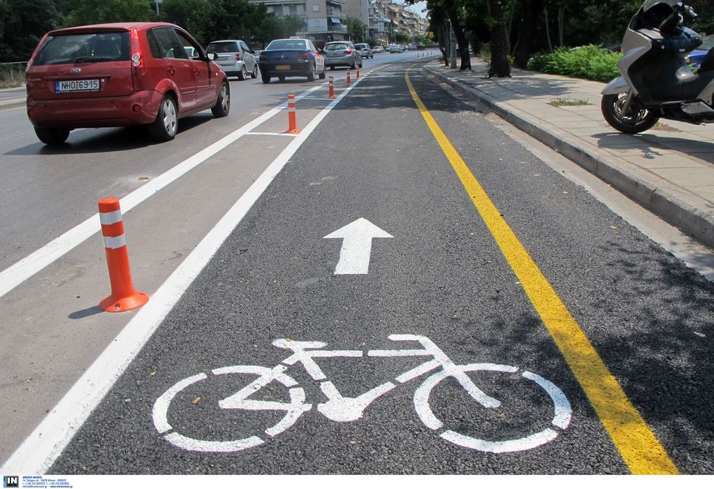 Συνολικά 400 θέσεις στάθμευσης για ποδήλατα και 700 για πατίνια στον δήμο Θεσσαλονίκης μέσα στο 2022