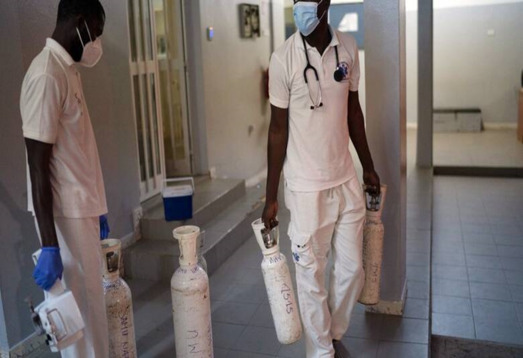 Σενεγάλη: Καταγράφηκε το πρώτο κρούσμα της μετάλλαξης Όμικρον