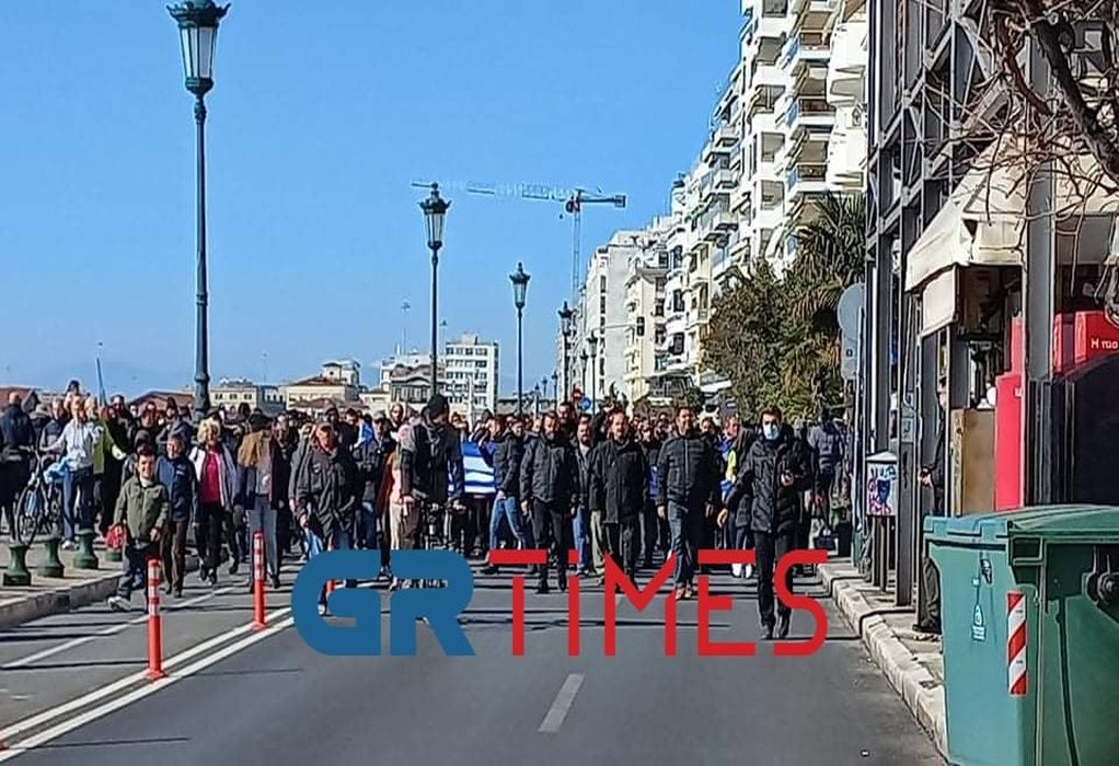 Θεσσαλονίκη: Πορεία αντιεμβολιαστών στο κέντρο (ΦΩΤΟ-VIDEO)