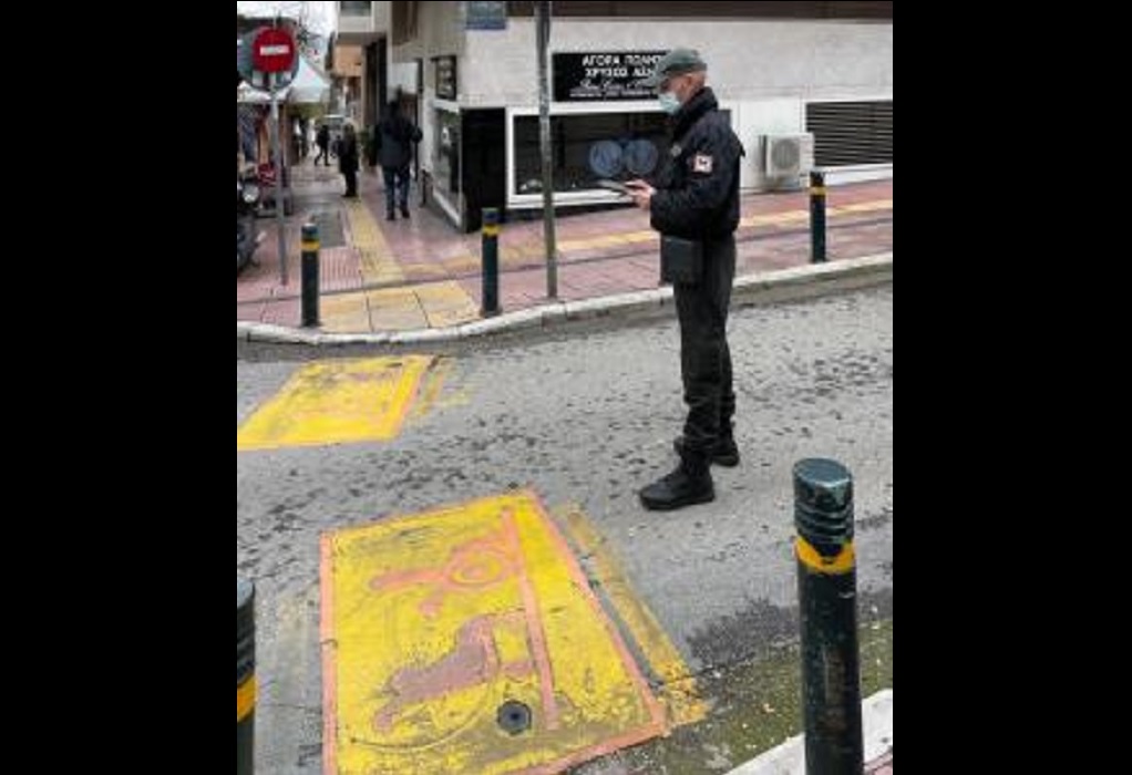 STOP στην παράνομη στάθμευση σε διαβάσεις και ράμπες βάζει ο Δήμος Αθηναίων