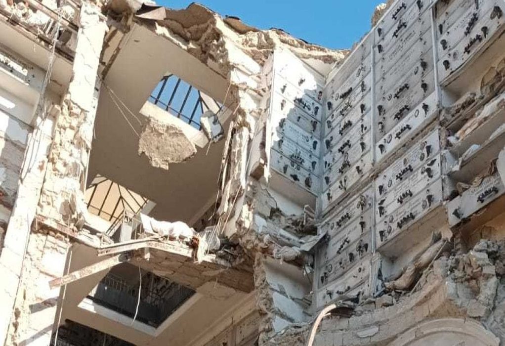 Ιταλία-Νάπολη: Καταστράφηκαν 200 μνήματα μετά από κατάρρευση στο ιστορικό νεκροταφείο της πόλης (VIDEO)