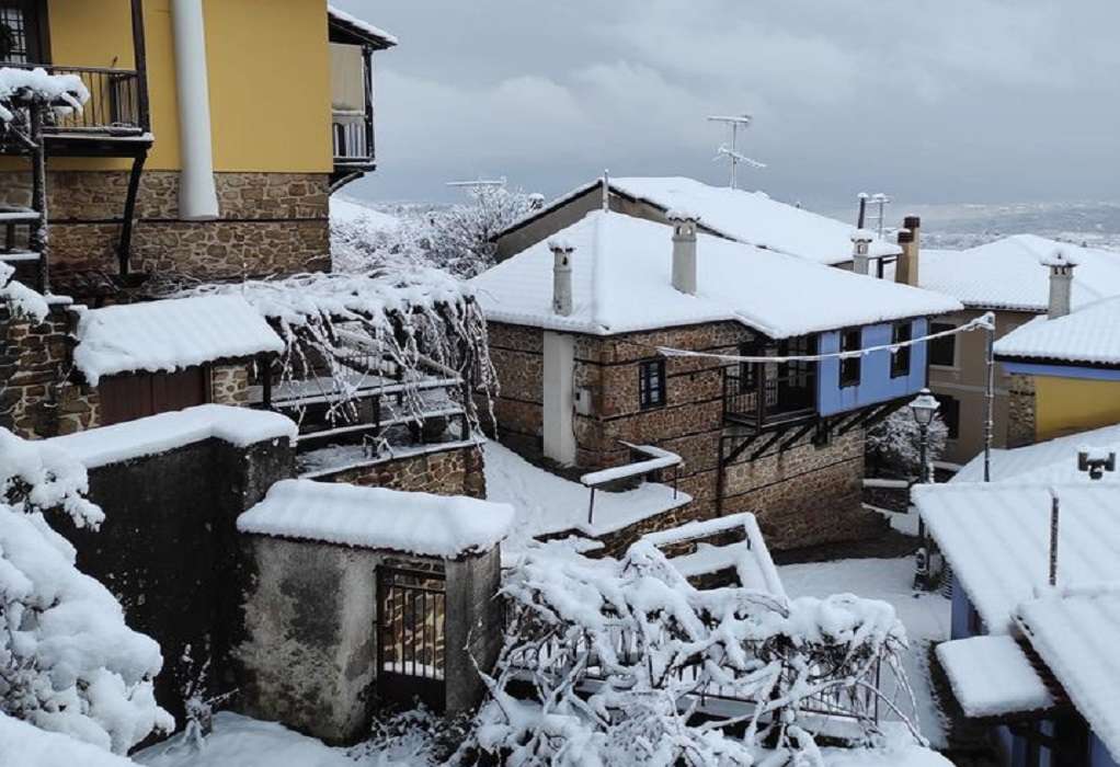 Κακοκαιρία «Διομήδης»: Ραγδαία επιδείνωση τις επόμενες ώρες – Έρχονται χιόνια στην Αττική (ΦΩΤΟ-VIDEO)