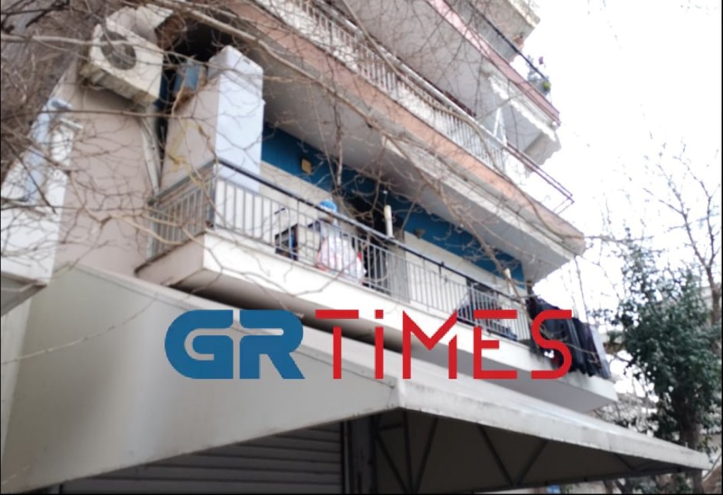Θεσσαλονίκη: Στις φλόγες διαμέρισμα στους Αμπελόκηπους – Στο νοσοκομείο 50χρονος (φωτο, video)