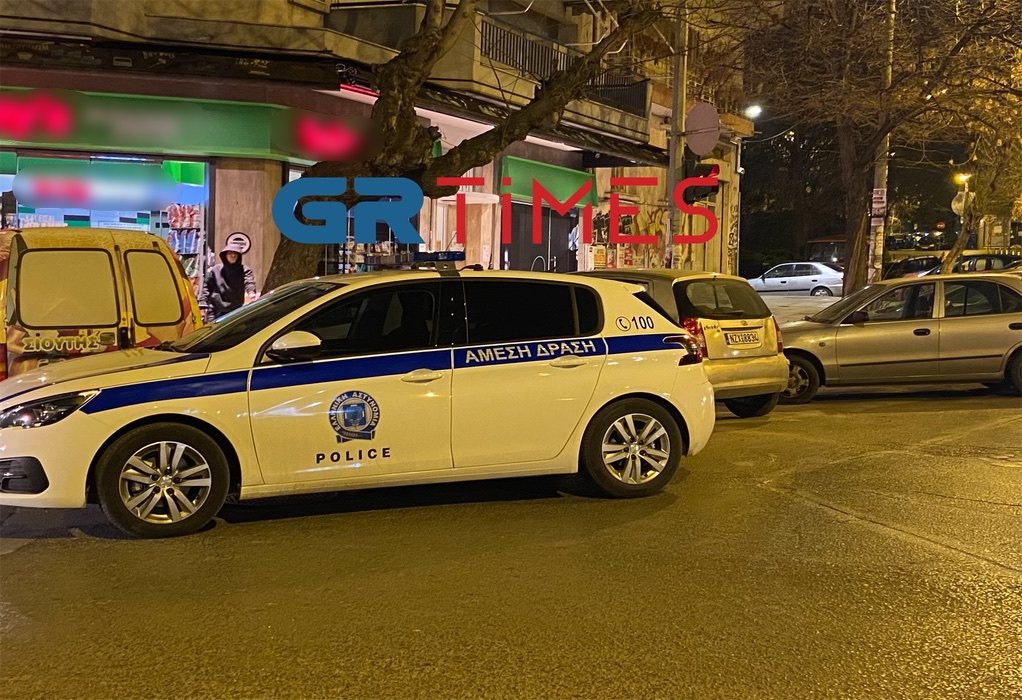 Θεσσαλονίκη: Ληστεία με απειλή μαχαιριού στο κέντρο (ΦΩΤΟ)