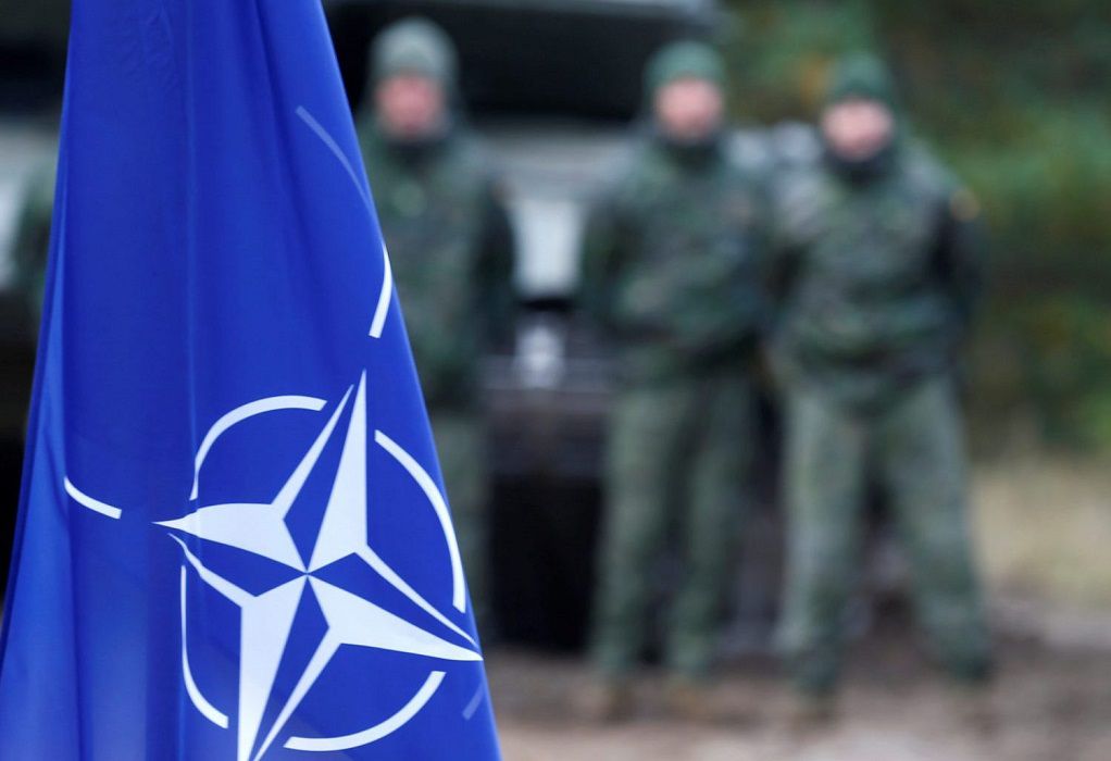 ΝΑΤΟ και Ε.Ε. στέλνουν όπλα και πολεμικά αεροπλάνα στην Ουκρανία