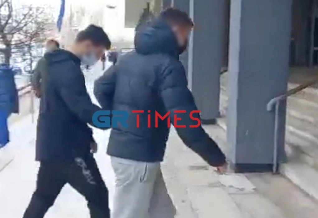 Θεσσαλονίκη: Πλημμεληματική δίωξη στους δύο συλληφθέντες για τα επεισόδια στην Ηλιούπολη (VIDEO)