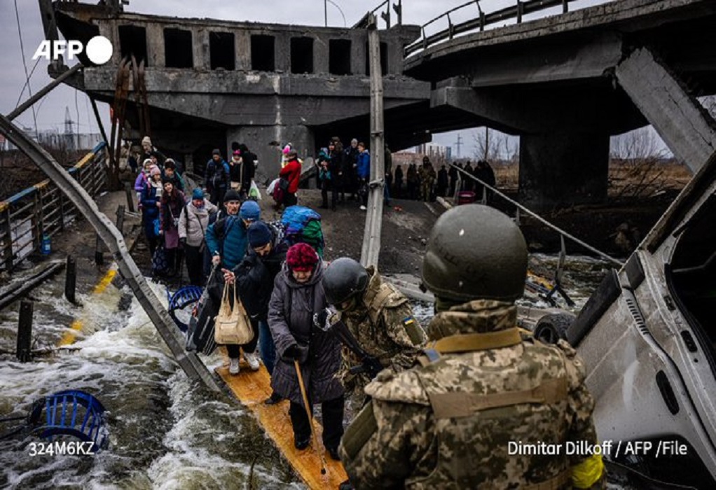 Ουκρανία: Περίπου 2.000 άμαχοι απομακρύνθηκαν από την πόλη Ιρπίν (ΦΩΤΟ-VIDEO)