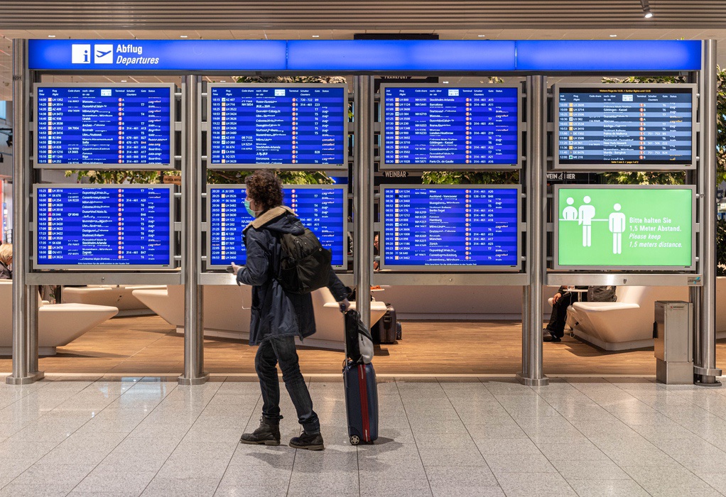 Πώς η ΕΕ περιορίζει την κυριαρχία διαδικτυακών πλατφορμών για ταξίδια