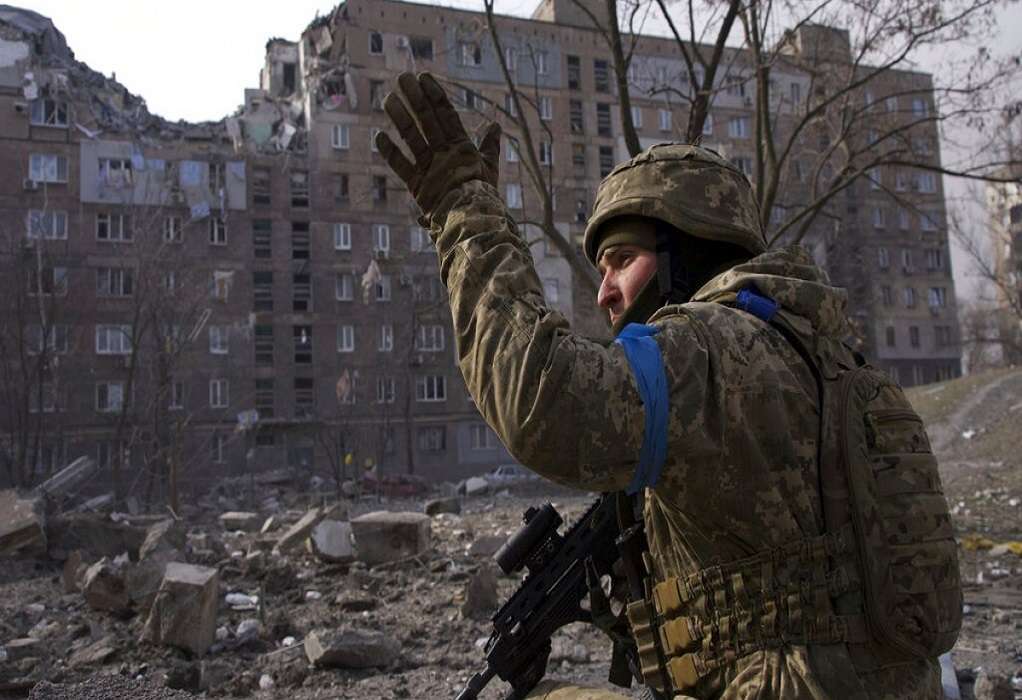Ηγέτης αυτονομιστών-Ουκρανία: Η Ρωσία χρειάζεται πάνω από μια εβδομάδα για να καταλάβει τη Μαριούπολη