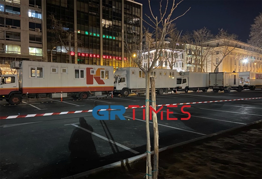 Πλατεία Ελευθερίας: Στο πάρκινγκ «κατασκήνωσε» η παραγωγή του «The Bricklayer»(ΦΩΤΟ-VIDEO)