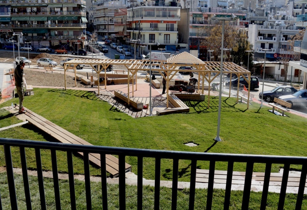 Δήμος Νεάπολης-Συκεών: Πρασίνισε το πάρκο στην Α. Παπανδρέου και Ρ. Φεραίου (ΦΩΤΟ)