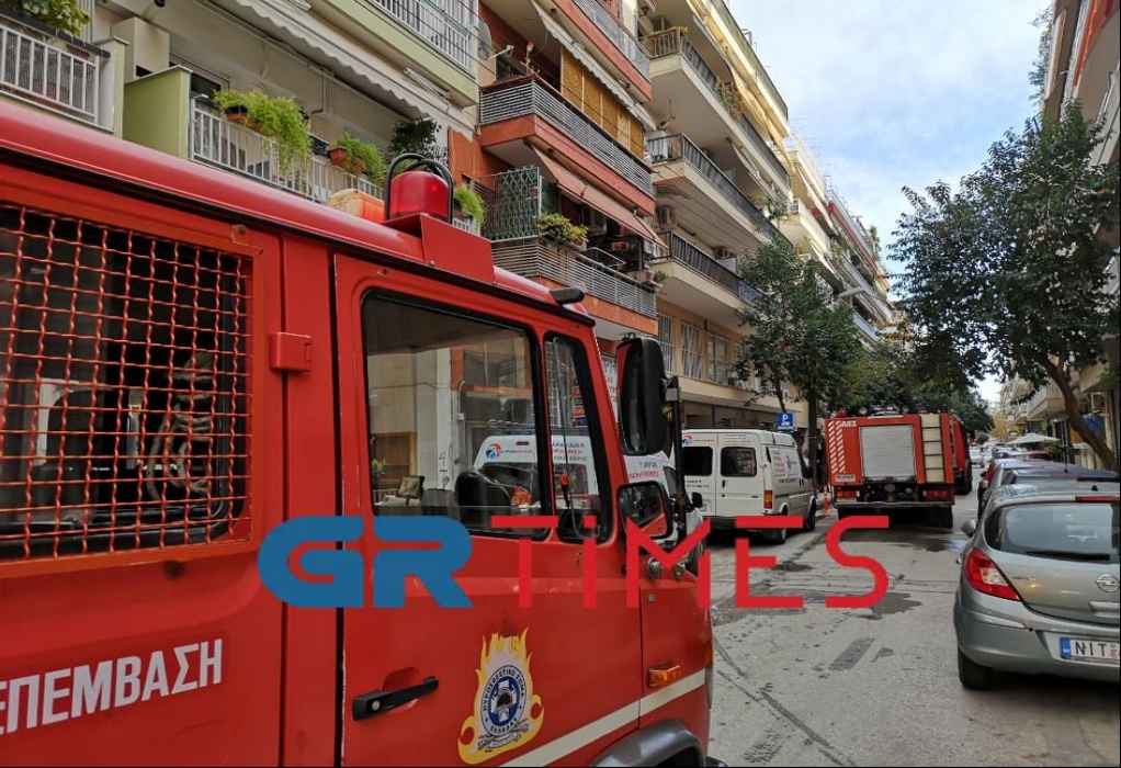Θεσσαλονίκη: Φωτιά σε ισόγειο διαμέρισμα στις Συκιές