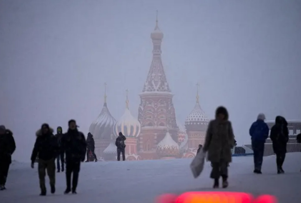 Η Inditex κλείνει 527 καταστήματα στη Ρωσία