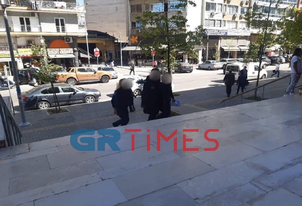 Θεσσαλονίκη: Ελεύθερος ο 17χρονος για την επίθεση σε ανήλικους στον Εύοσμο (VIDEO)