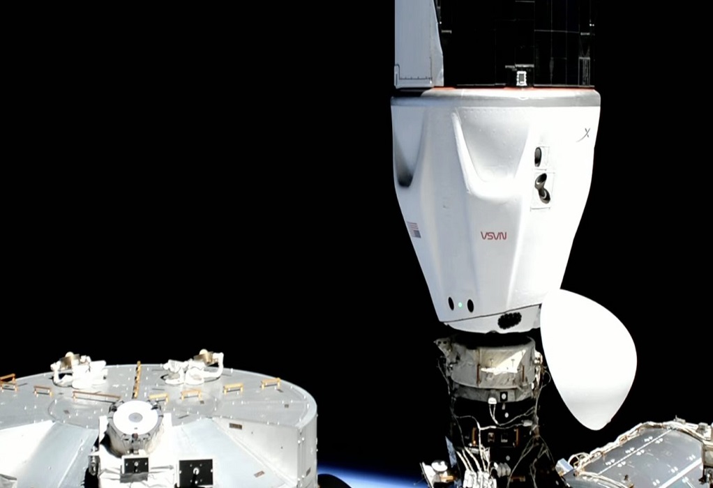 ΗΠΑ: Εκτοξεύτηκε ο πύραυλος της SpaceX που μεταφέρει τέσσερις αστροναύτες στον Διεθνή Διαστημικό Σταθμό