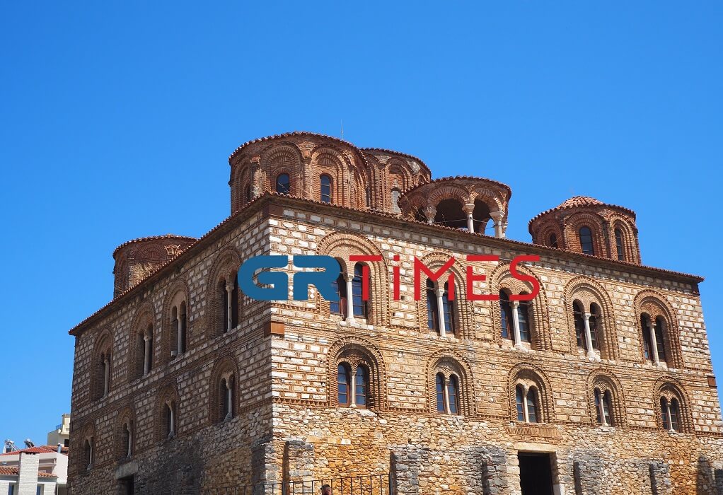 Πάσχα στη Βυζαντινή Άρτα: Αναβίωση εθίμων, φιλαρμονικές και θρησκευτική κατάνυξη