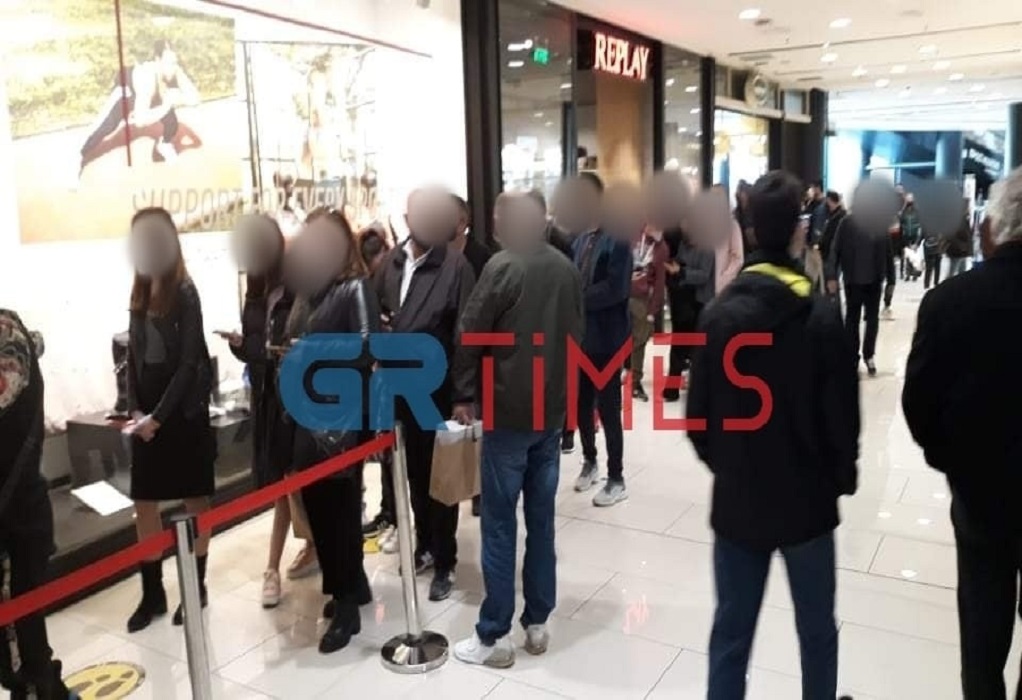 Θεσσαλονίκη: Ουρές σε εμπορικό κέντρο για τα τελευταία ψώνια πριν από το Πάσχα (ΦΩΤΟ-VIDEO)