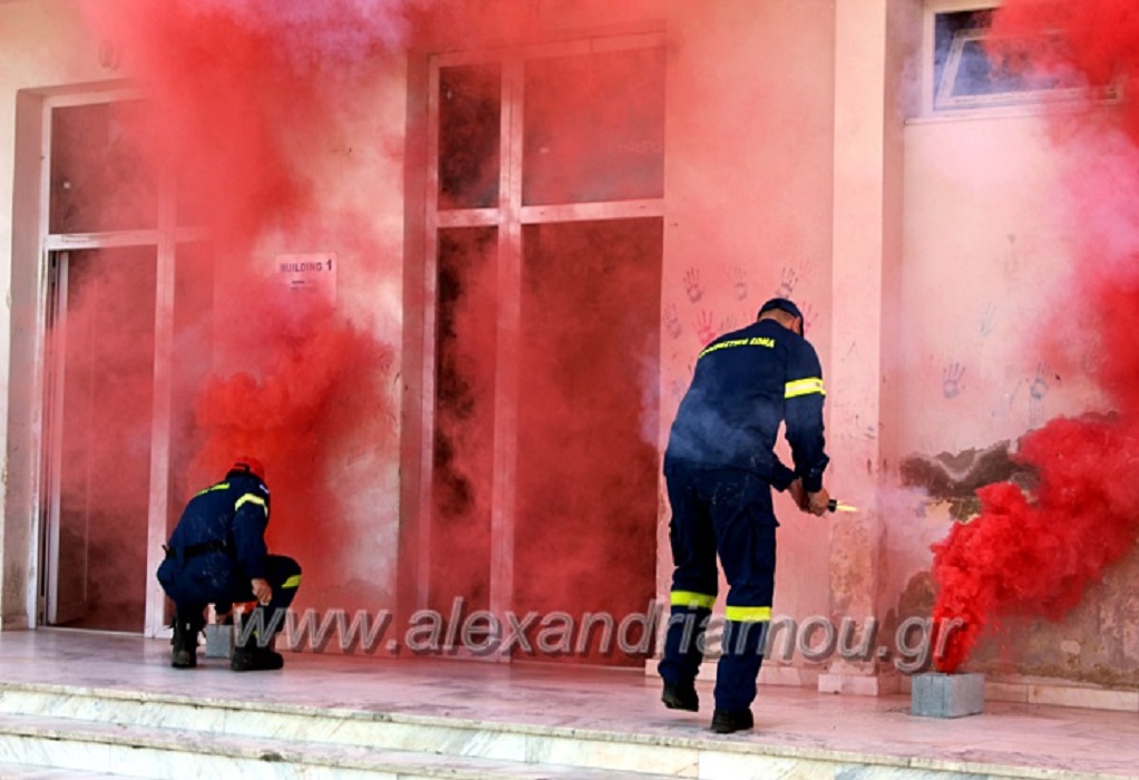 Αλεξάνδρεια: Πυκνοί καπνοί και «επέμβαση» της Πυροσβεστικής σε Δομή Φιλοξενίας (ΦΩΤΟ-VIDEO)