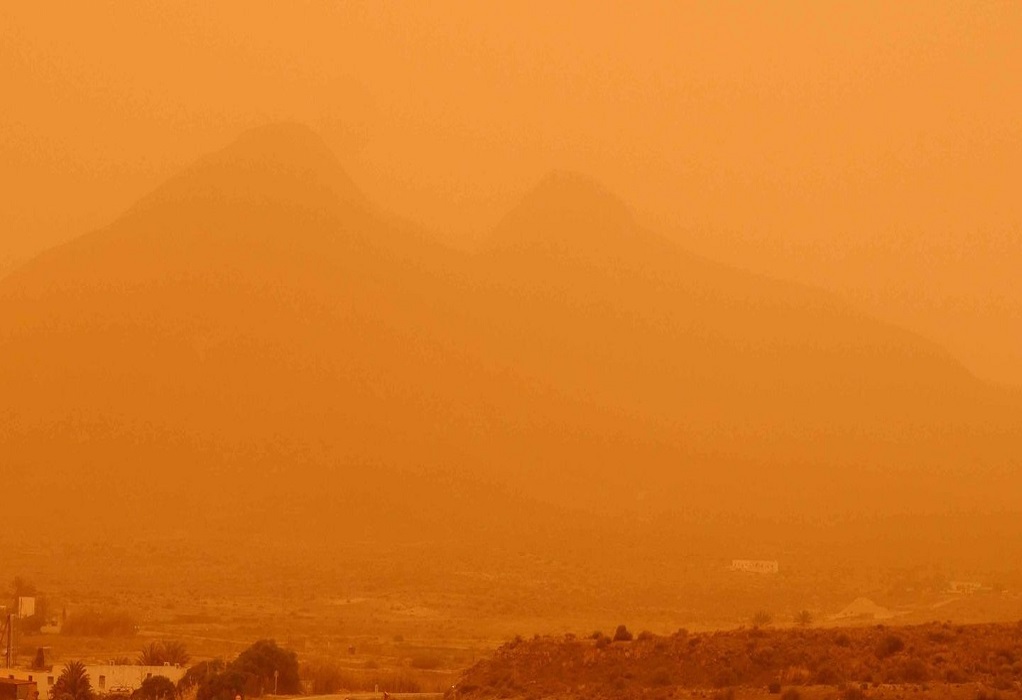 “Πέπλο” αφρικανικής σκόνης θα καλύψει την Ελλάδα: “Προσοχή” συστήνει ο Αρναούτογλου