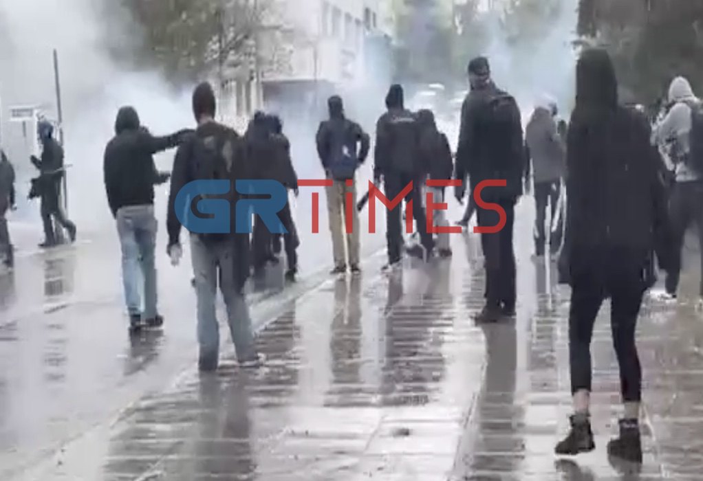 Θεσσαλονίκη: Νέα επεισόδια και χρήση χημικών στο ΑΠΘ (VIDEO-ΦΩΤΟ)