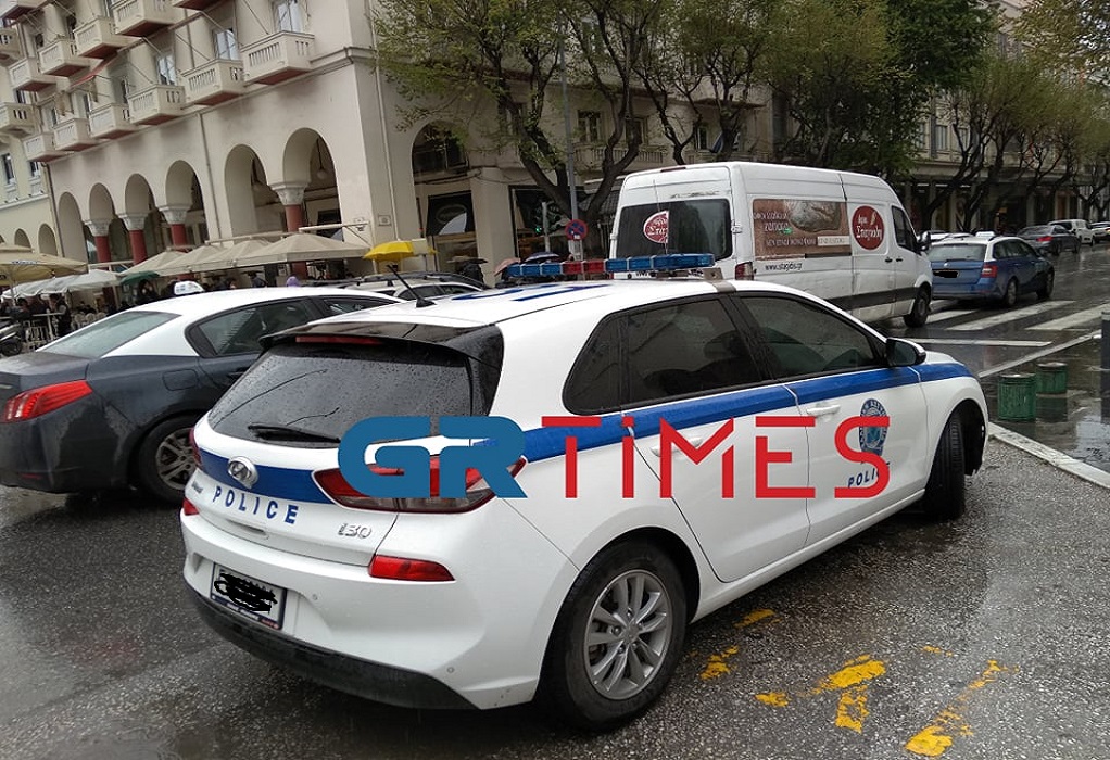 Θεσσαλονίκη: «Ξάφριζαν» ηλικιωμένους με τη μέθοδο του εναγκαλισμού