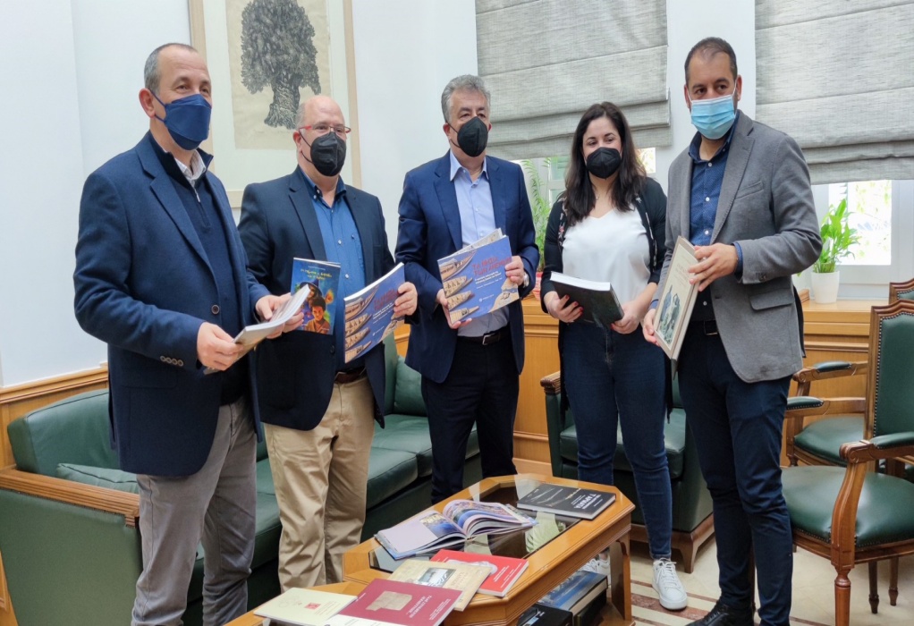 Περιφέρεια Κρήτης: Νέα αποστολή 3000 βιβλίων σε σχολεία, φορείς πολιτισμού, βιβλιοθήκες 