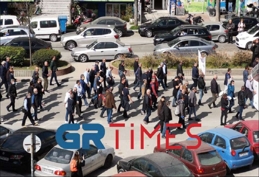 Θεσσαλονίκη: Πορεία εργαζομένων στον ΟΑΣΘ (VIDEO-ΦΩΤΟ)
