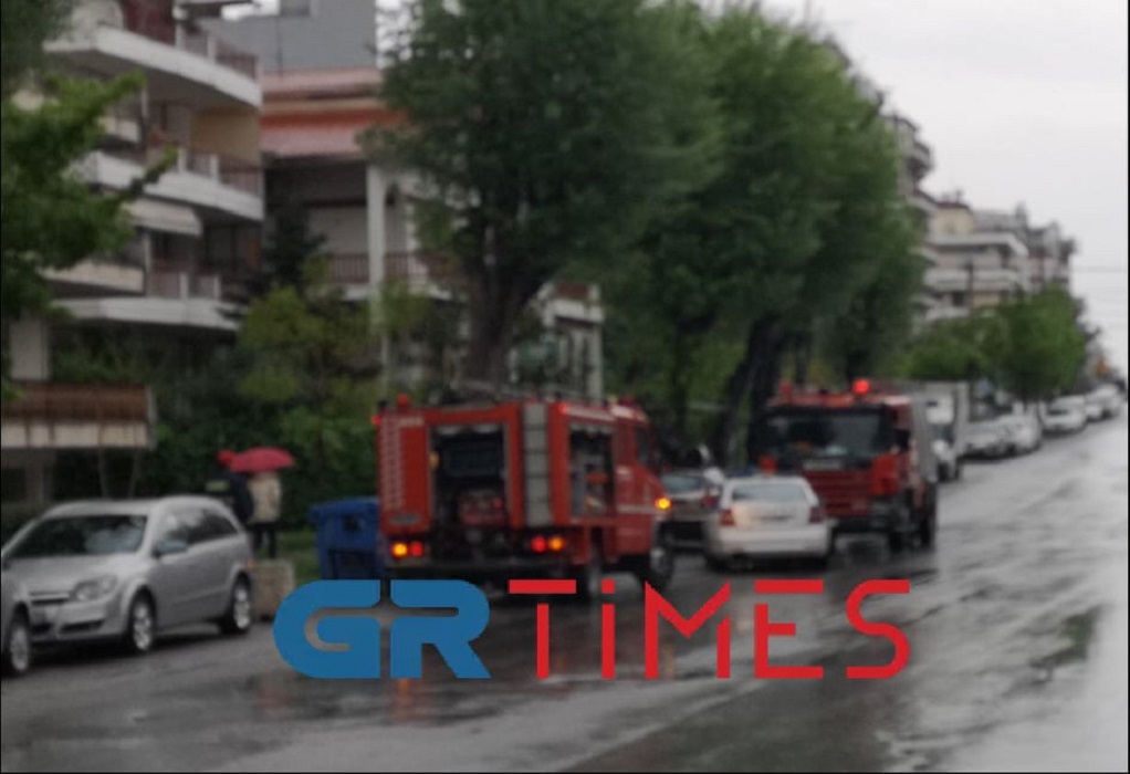 Θεσσαλονίκη: Συναγερμός στην Πυροσβεστική για φωτιά σε καμινάδα-Τί να προσέχετε στο τζάκι