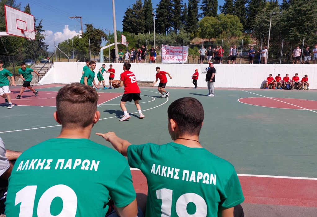 Ονόμασαν αθλητικό πάρκο στη Βέροια «Άλκης Καμπανός» – Συμμετείχαν μαθητές (ΦΩΤΟ)