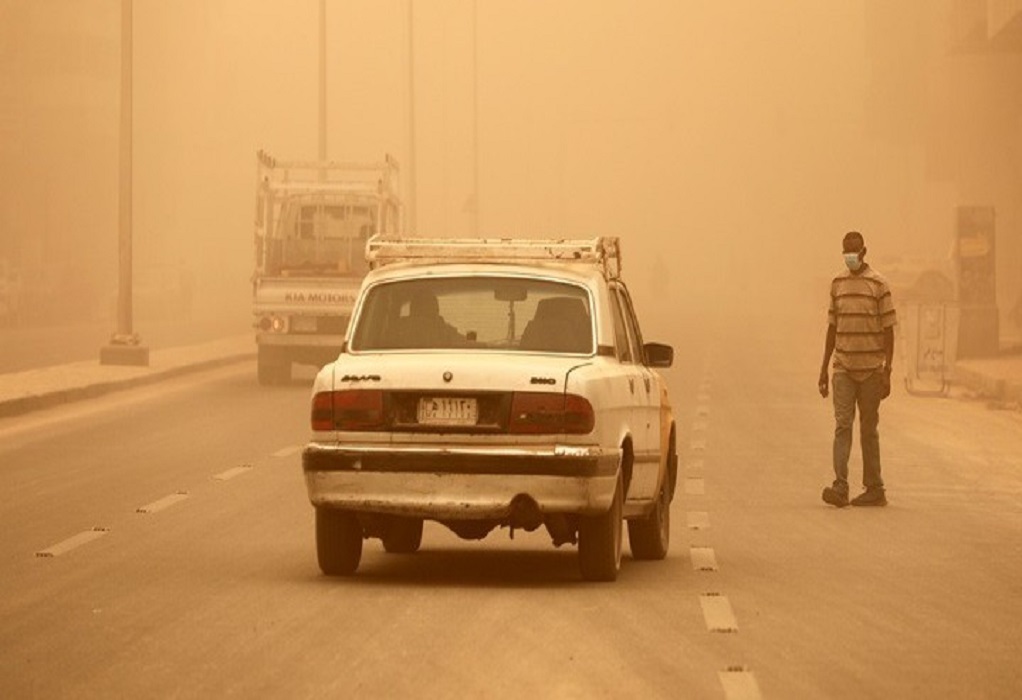 Ιράκ: Αμμοθύελλα έστειλε χιλιάδες ανθρώπους στα νοσοκομεία