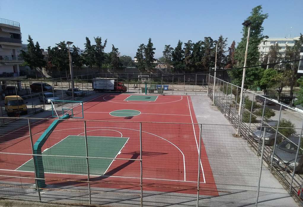 Δήμος Κορδελιού – Ευόσμου: Αλλάζουν όψη ανοιχτά γήπεδα μπάσκετ (ΦΩΤΟ)