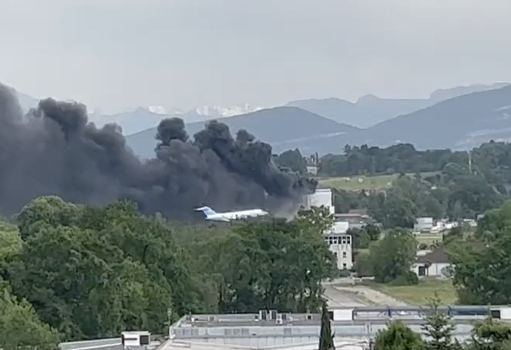 Γενεύη: Μεγάλη φωτιά κοντά στο αεροδρόμιο (VIDEO)
