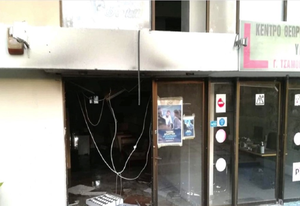 Πεύκη: Ανάληψη ευθύνης για την εμπρηστική επίθεση στα γραφεία της Νέας Δημοκρατίας