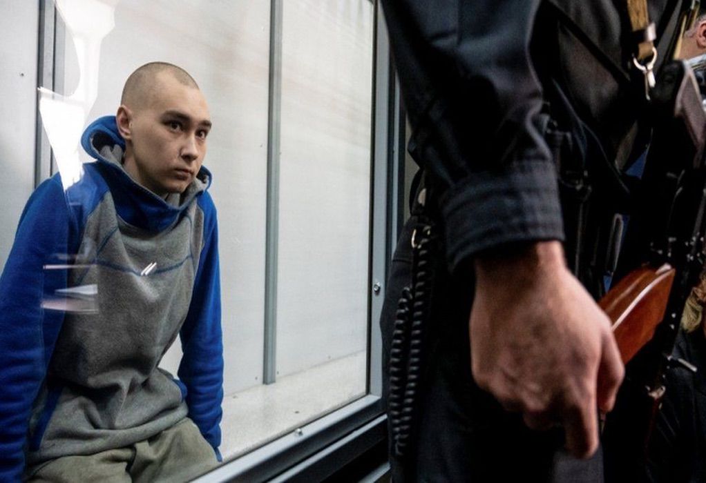 Ουκρανία: Ξεκίνησε η πρώτη δίκη για εγκλήματα πολέμου – Ένοχος δηλώνει ο ρώσος στρατιώτης